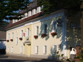 Отель Gasthaus-Pension Schwarzer Graf  Виндишгарстен